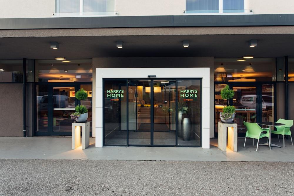 Harry'S Home Linz-Urfahr Hotel & Apartments Exterior photo